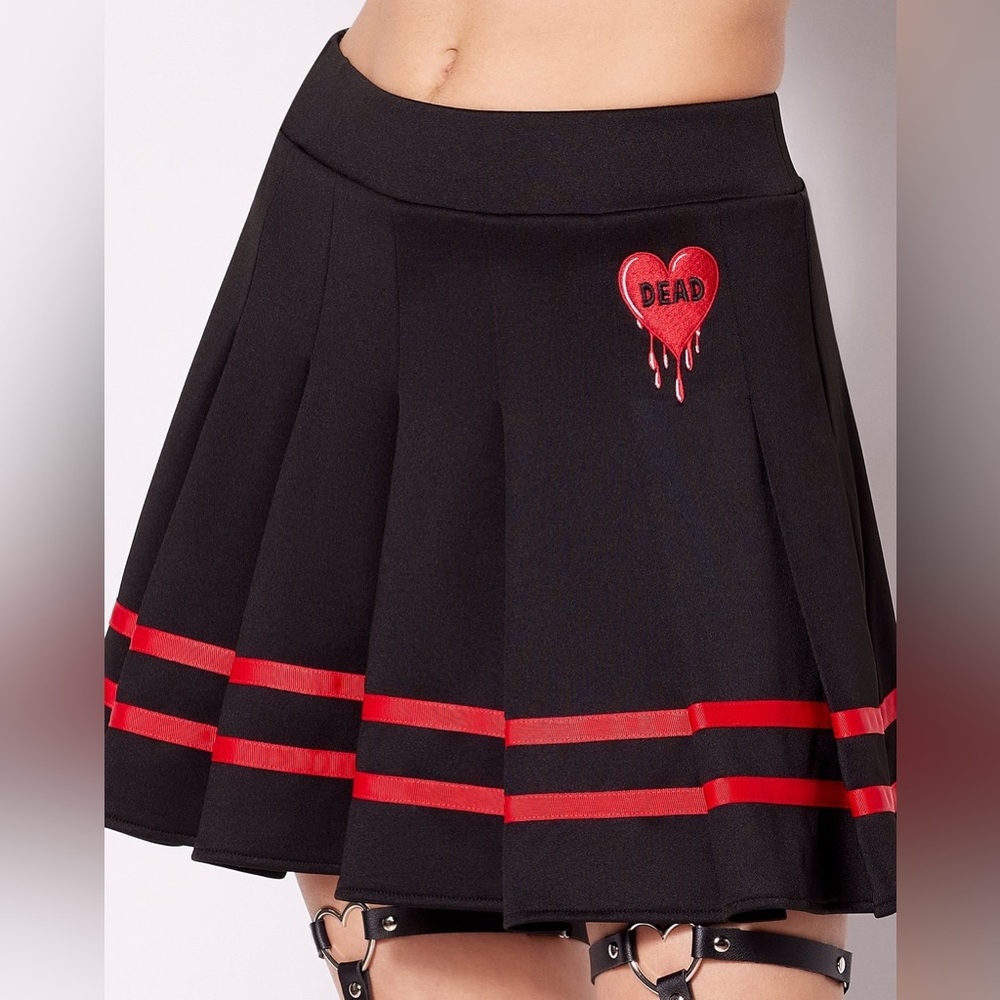 Dead Drippy Heart skirt used but like new!